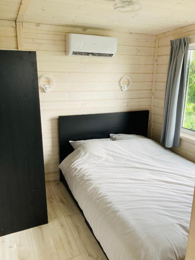 Wommels Tiny House Aan Het Water Op De Appelhofヴィラ エクステリア 写真
